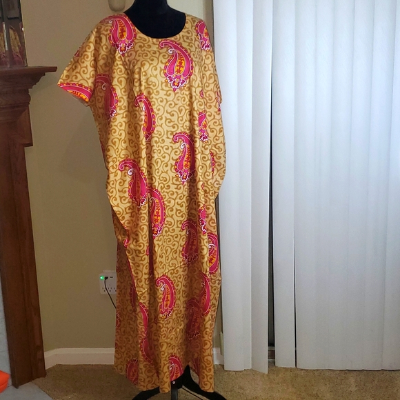 Caftan dress - Picture 1 of 2